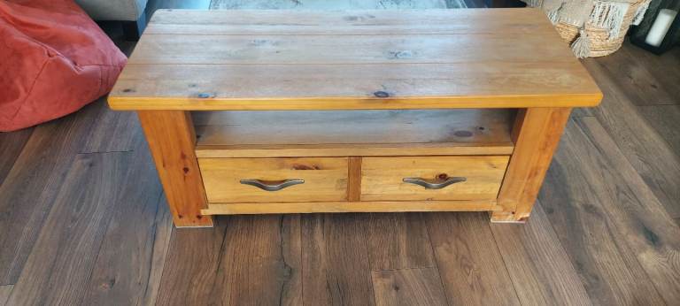 Next Hartford solid oak TV unit