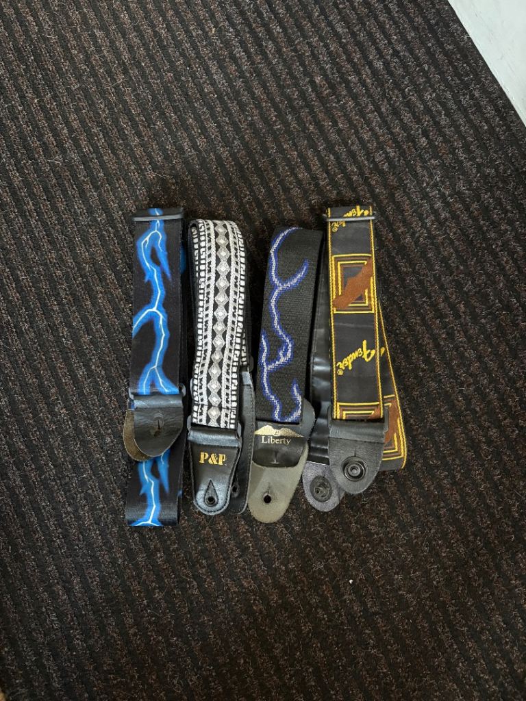 4 Guitar Straps