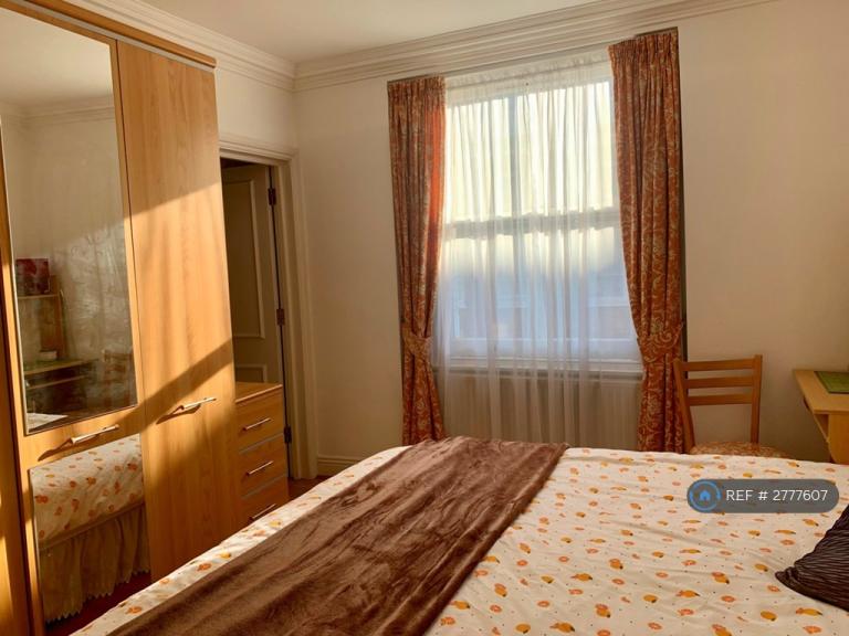 2 bedroom flat in Upper Montagu, London, W1H (2 bed) (#2777607)