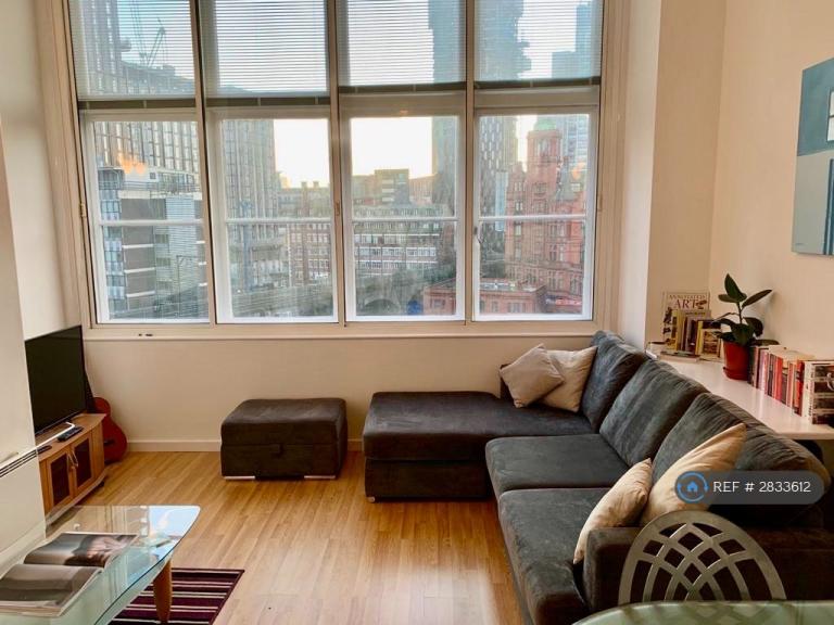 2 bedroom flat in Princess Street, Manchester, M1 (2 bed) (#2833612)