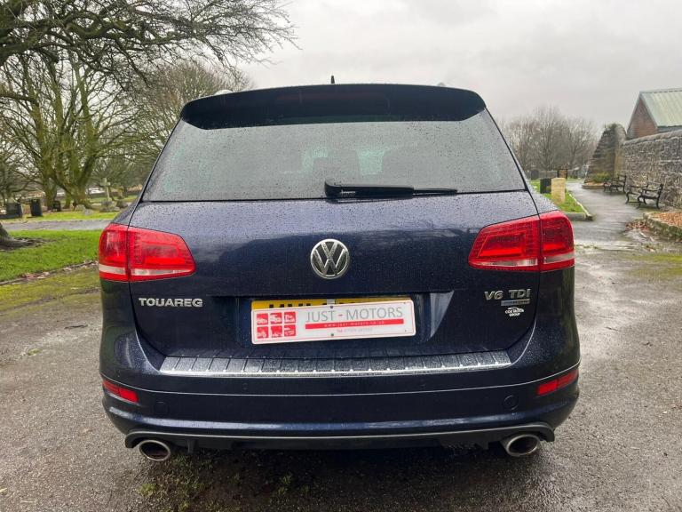 2014 Volkswagen Touareg 3.0 TDI V6 BlueMotion Tech R-Line Tiptronic 4WD Euro 5 (s/s) 5dr ESTATE D...