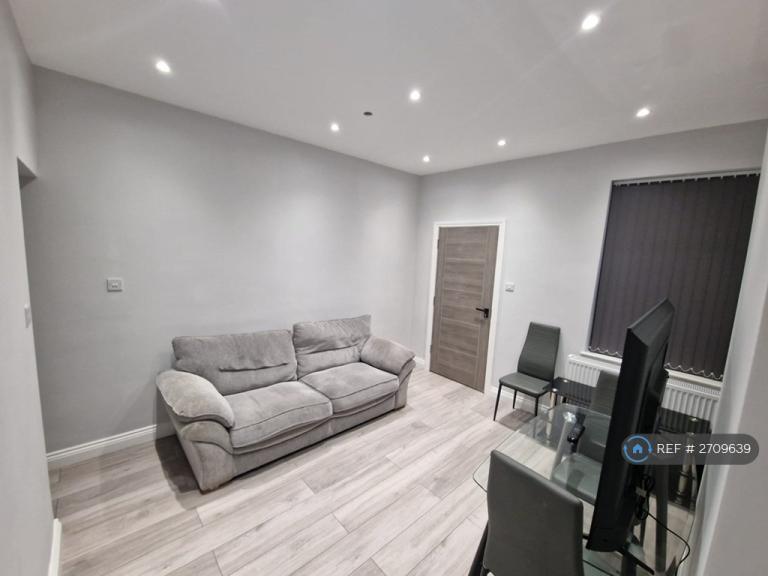 1 bedroom in Seaford Street, Stoke-On-Trent, ST4 (#2709639)