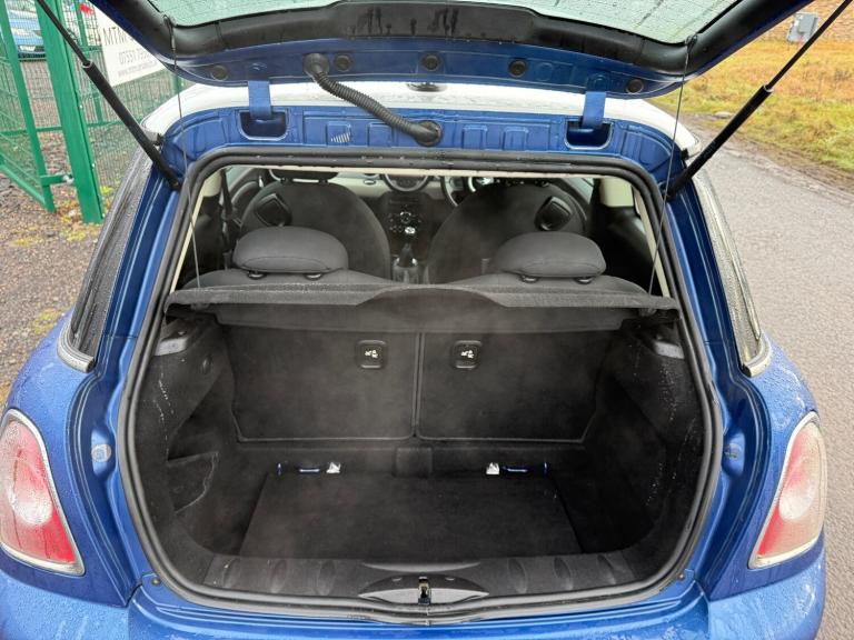 2013 MINI Hatch 1.6 Cooper 3dr HATCHBACK Petrol Manual