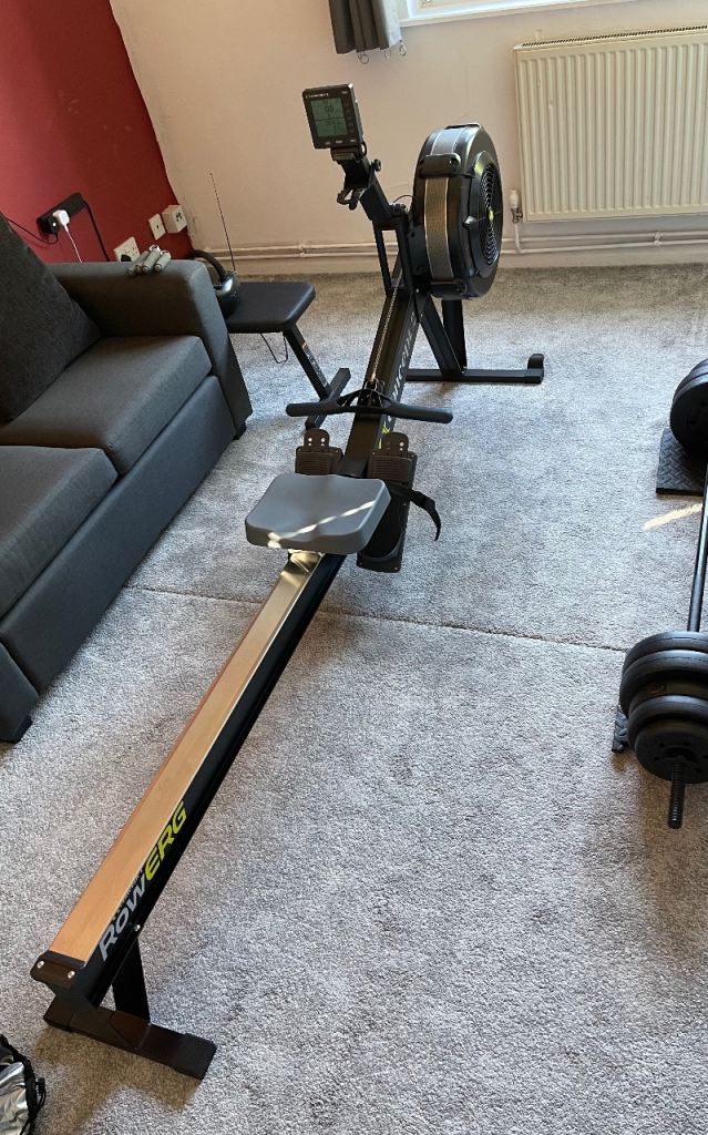 Concept2 pm5 rowing machine like new
