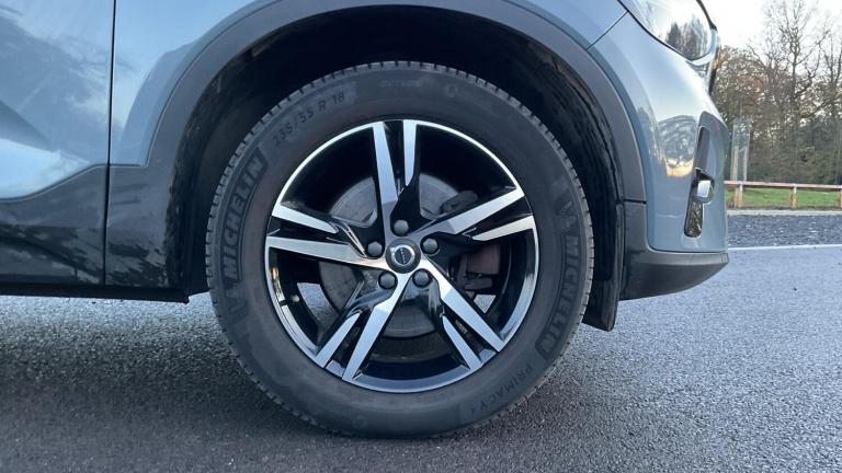 2022 Volvo XC40 Plus, B3 mild hybrid, Petrol, Dark ESTATE Petrol/Electric Hybrid Automatic