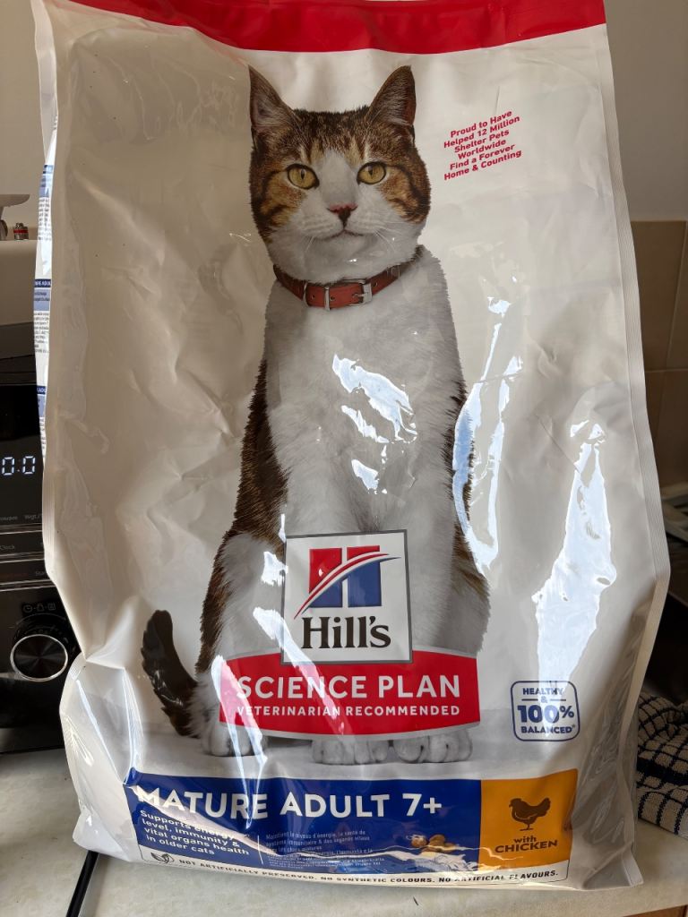 **Free** Hills Science Plan Chicken Mature Adult 7+