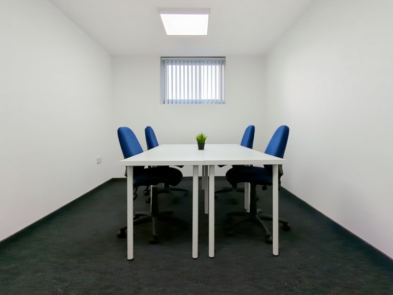 Wakefield - WF27AZ \ Private Office Access Whenever You Need It