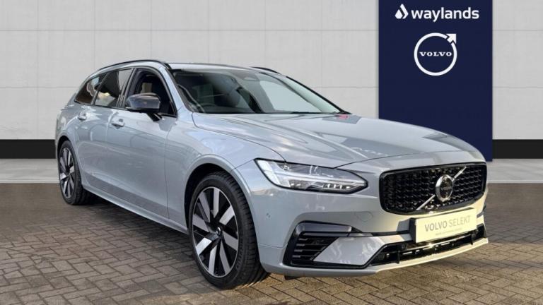 2025 Volvo V90 Plus, T6 AWD Plug-in hybrid, Electric/Petrol, Dark Estate Petrol Parallel PHEV Aut...