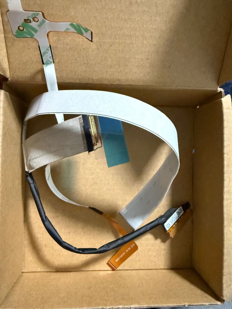KE451 EDP CABLE IR 1080P DC02C010Q30 REV.:0A LUXSHARE-CT CHINA