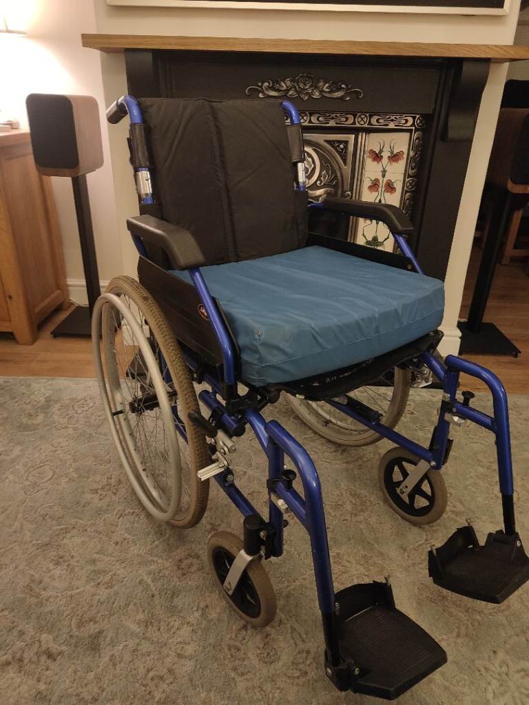 Enigma XS Aluminium lightweight Wheelchair. 