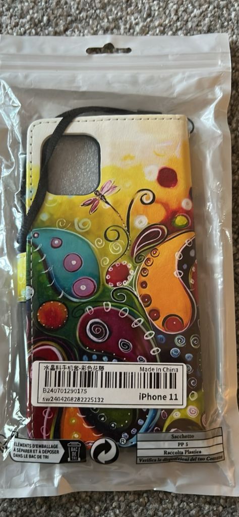 iPhone 11 wallet case