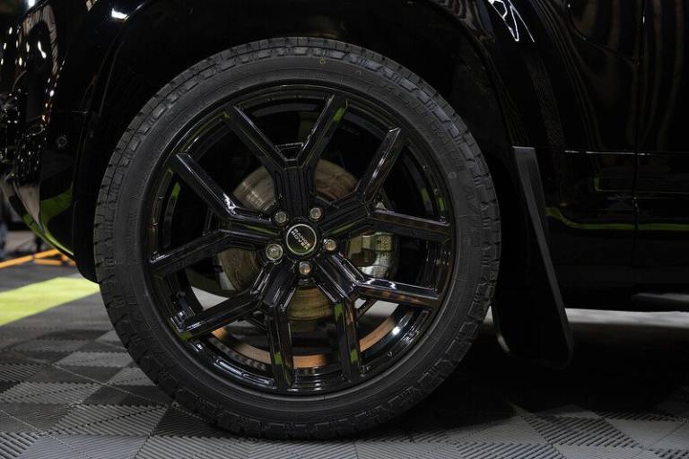  Land Rover SUV 4WD 3.0 Automatic Diesel Defender 90 Hard Top SUV Diesel Automatic