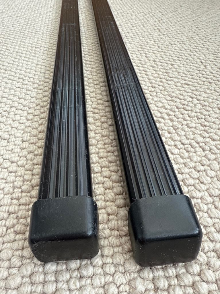 Thule square roof bars 120cm