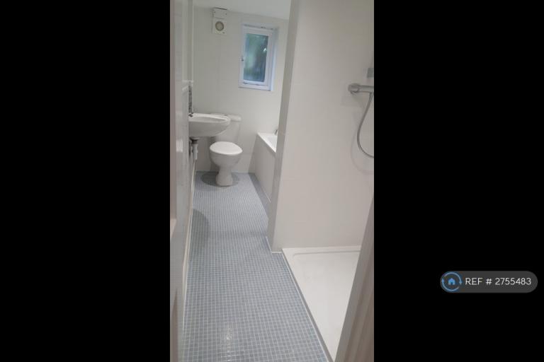 1 bedroom flat in Hurst St, Oxford, OX4 (1 bed) (#2755483)