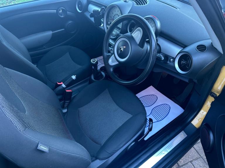 2007 MINI Hatch 1.6 Cooper 3dr HATCHBACK Petrol Manual