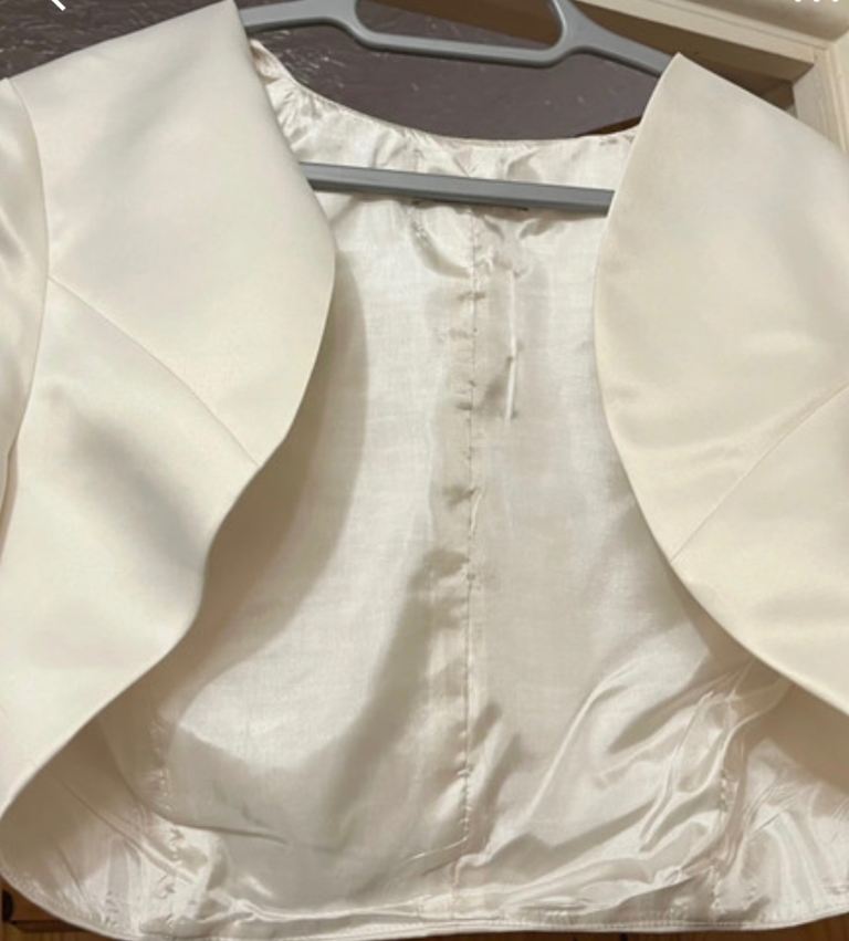 Wedding dress plus jacket 