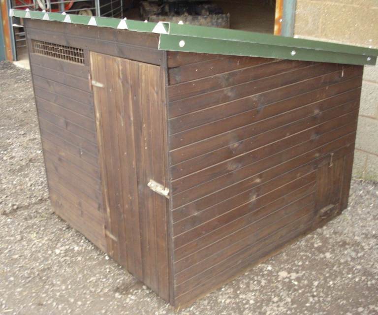 TONGUE AND GROOVE CHICKEN HOUSE WITH NEW TIN ROOF