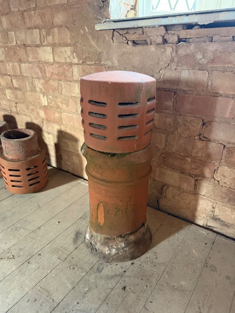 Chimney Clay Cowls Pots Large