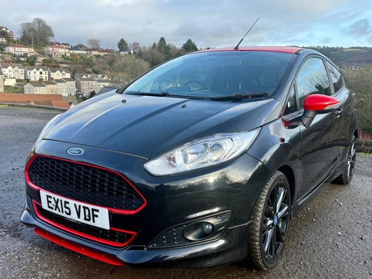 2015 FORD FIESTA ZETEC S BLACK EDITION 1.0 ECOBOOST 140PS BLACK / RED 79k FSH