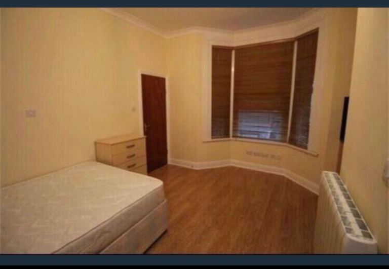 STUDIO FLAT AVAILABLE - ALL BILLS INCLUDED! AVAILABLE IMMEDIATELY