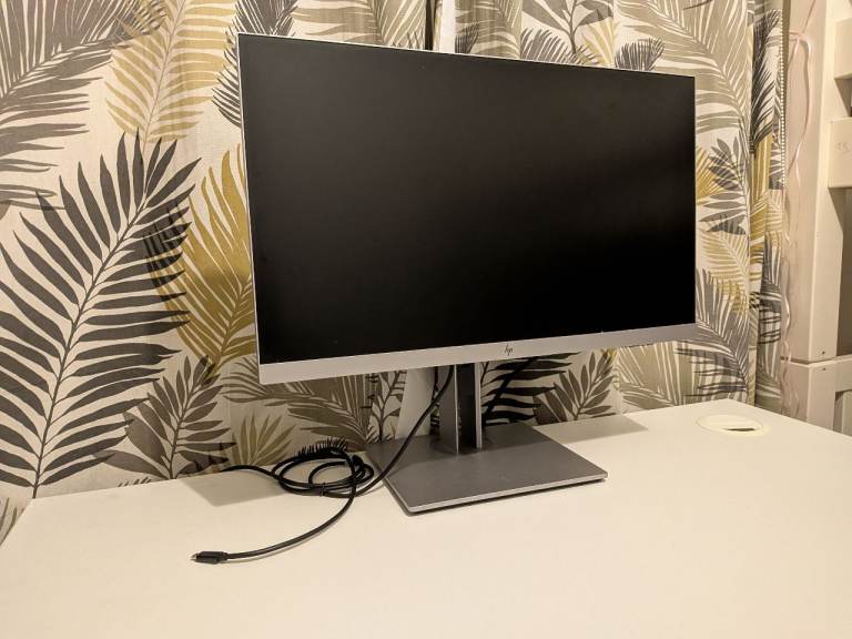 HP E233 G5 Monitor – As Good As New