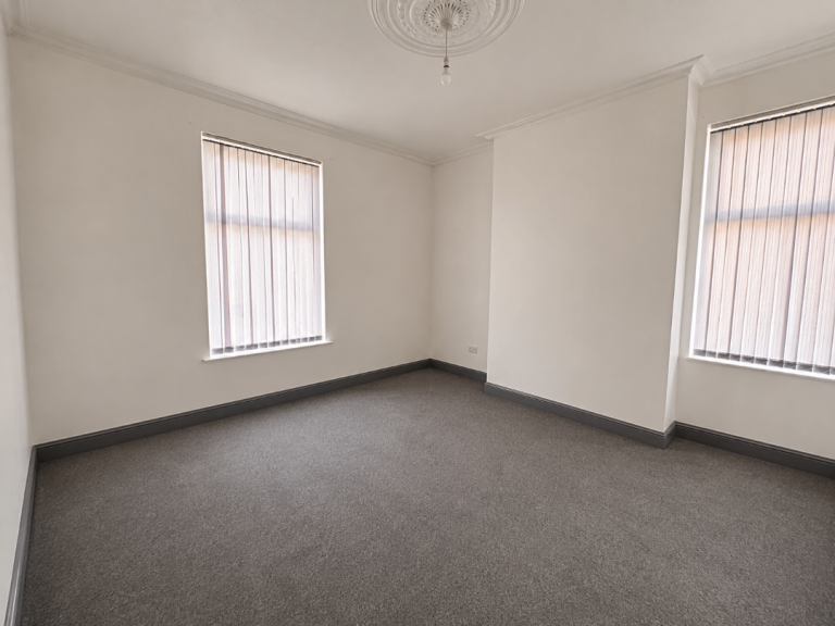 Spacious and Cosy Double Rooms for Rent in - PR1 6BB