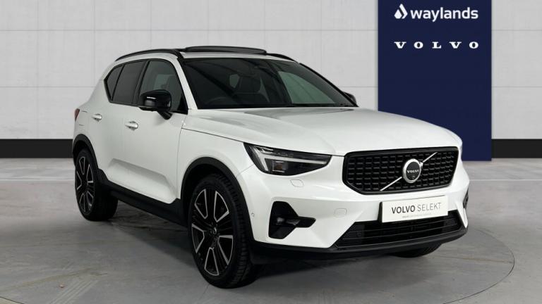 2025 Volvo XC40 Ultra, B4 Mild hybrid, Petrol, Dark Estate Petrol Automatic