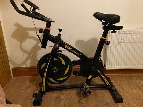 Indoor Exercise Bike/Spin/Cycling: BTM w/monitor (Used but good condition)