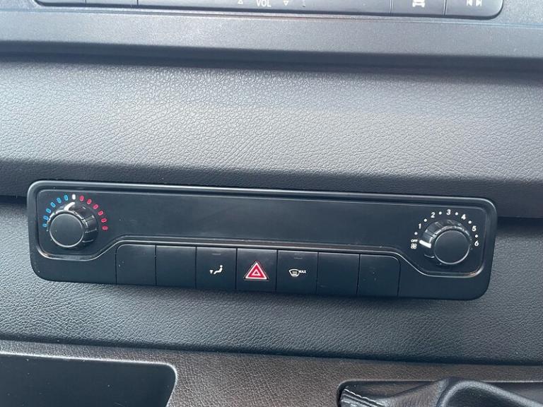 Mercedes-Benz Sprinter 315 2.0 CDI Progressive L3 LWB DROPSIDE TAIL LIFT - WHITE