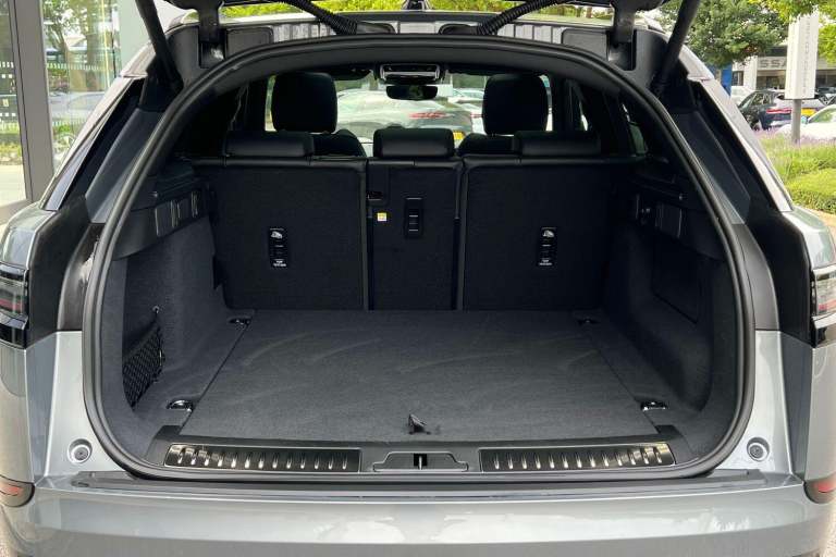 2025 Land Rover Range Rover Velar 2.0 D200 MHEV Dynamic SE SUV 5dr Diesel Auto 4WD Euro 6 (s/s) (...