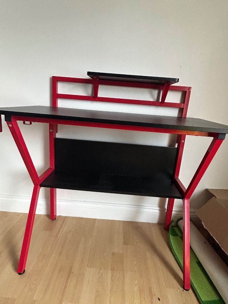 Red and Black Gaming Desk with Monitor Shelf – Good Condition