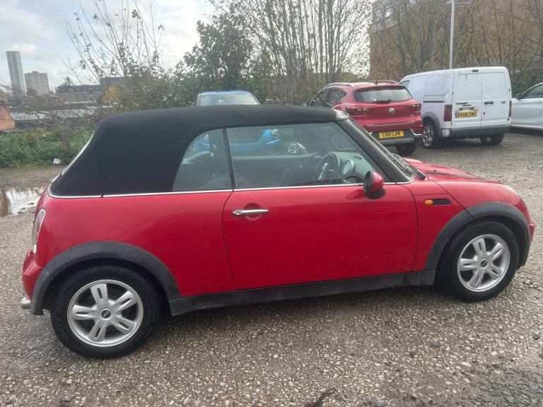 2006 MINI Convertible 1.6 Cooper 2dr/LONG MOT CONVERTIBLE Petrol Manual