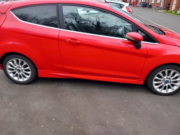 Ford, FIESTA, Hatchback, 2014, Manual, 1560 (cc), 3 doors