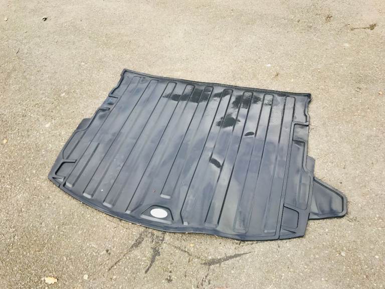 LAND ROVER BLACK RUBBER BOOT LINER MAT
