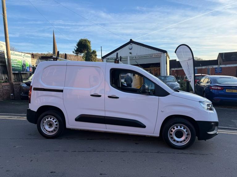 2024 Toyota ProAce 1.5 BlueHDi Active Short Panel Van 5dr Diesel Manual SWB Euro 6 (s/s) (100  Pa...