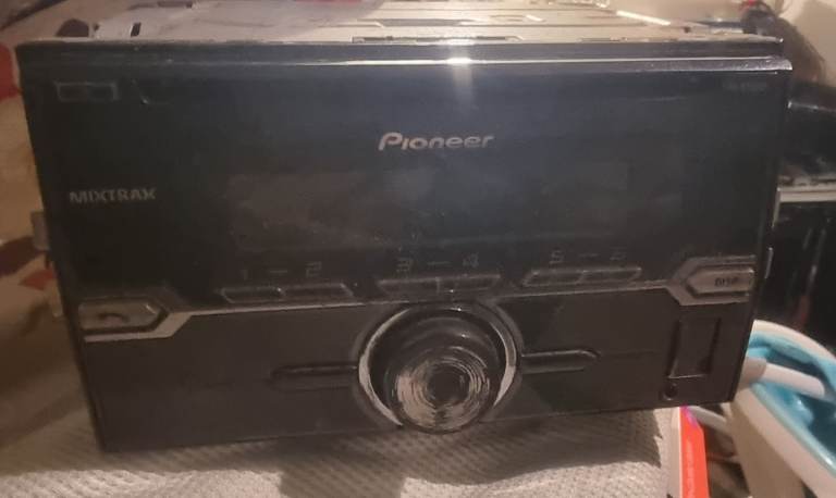 Car stereo 