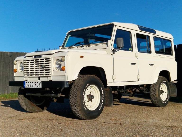 1990 Land Rover Defender 110 3.5 County Station Wagon Petrol Manual (134 bhp) V8 3500cc SUV Petro...