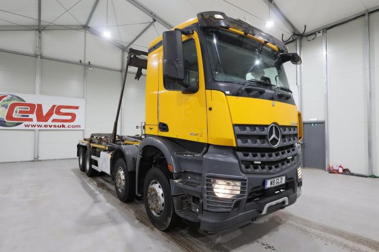 2017 Mercedes Benz Arocs 3240 8x4 Euro 6 Skip Loader