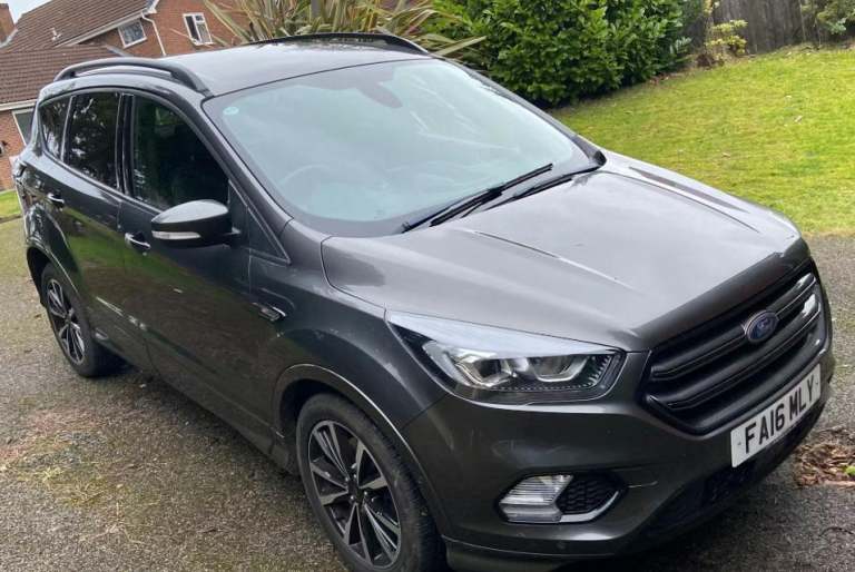 2019 Ford Kuga 2.0 TDCi ST-Line 5dr 2WD SUV Manual