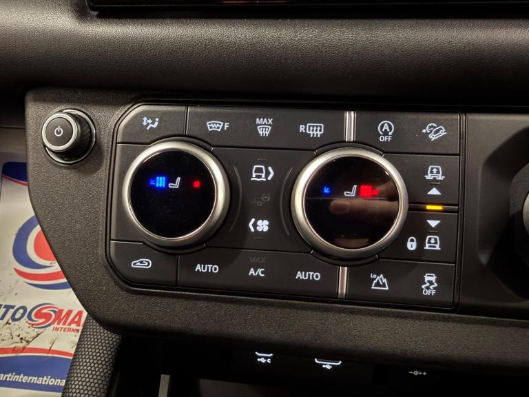 2022 Land Rover Defender 110 5.0 P525 V8 Auto 4WD Euro 6 (s/s) 5dr ESTATE Petrol Automatic