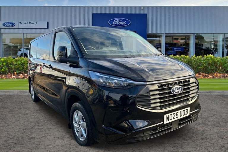 2025 Ford Transit Custom 2.5 PHEV 232ps H1 Double Cab Van Limited Auto PANEL VAN PETROL/ELECTRIC ...