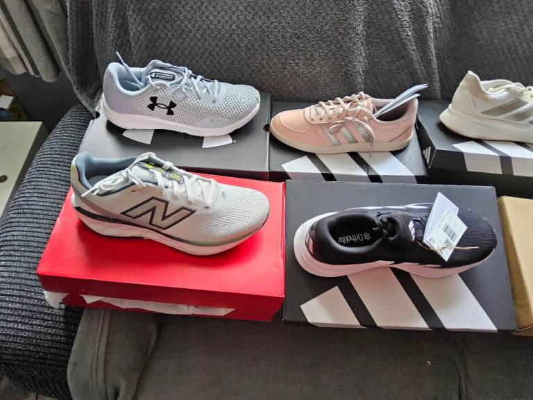 7 pairs of brand new boxed trainers