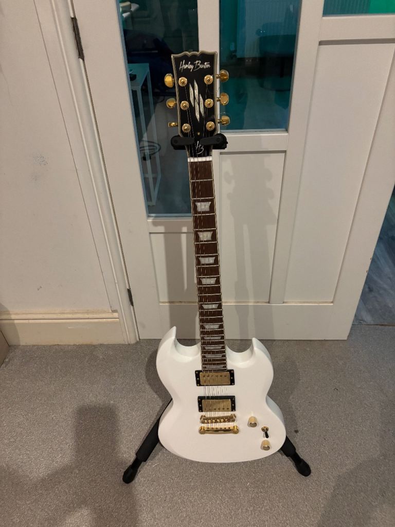 Harley Benton DC-Custom