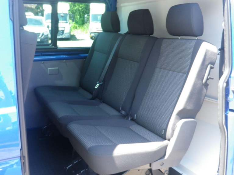 VOLKSWAGEN TRANSPORTER T32 2.0 TDI 150 Highline LWB KOMBI 2024