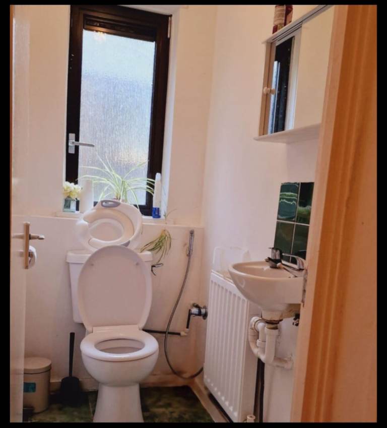 DOUBLE ROOM FOR RENT