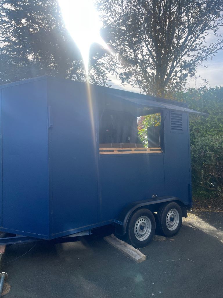 Mobile Catering Trailer – Ready for Business