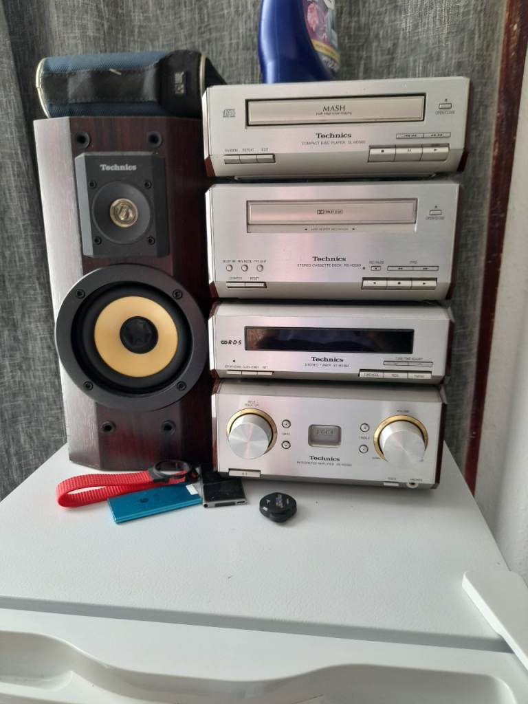 Technics Stereo Hi-Fi System with Speakers – Good Condition