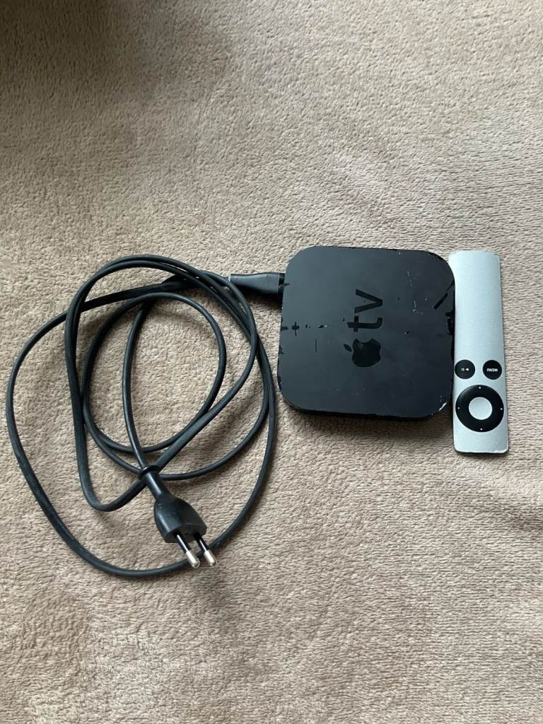 Apple TV Gen 2 Working (factory reset) with controller (new battery) Euro plug