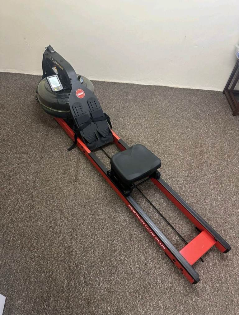Fluidrower indoor rowing machine