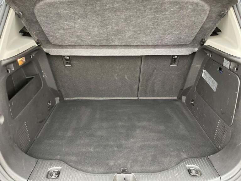 2016 Vauxhall Mokka 1.6i SE 5dr HATCHBACK PETROL Manual